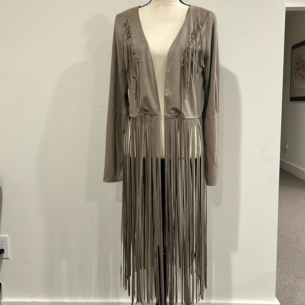 Western fringe faux suede jacket. Taupe color.